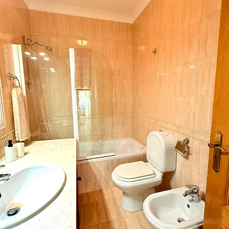 Casa Da Luz 9 , Golf View Townhouse Вила-ду-Биспо