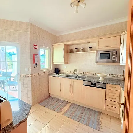 Casa Da Luz 9 , Golf View Townhouse Сasa de vacaciones Budens